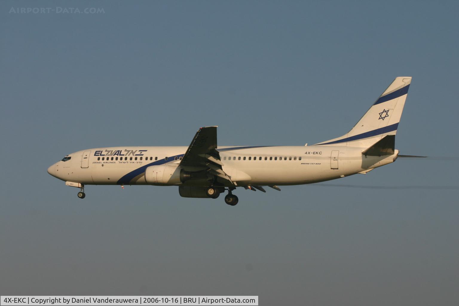 4X-EKC, 1999 Boeing 737-858 C/N 29959, arrival of flight LY331