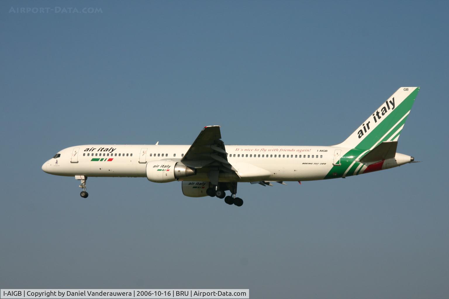 I-AIGB, 1990 Boeing 757-230/SF C/N 24738, arrival of Italian soccer team