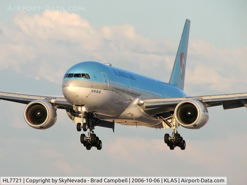 HL7721, Boeing 777-2B5/ER C/N 33727, Korean Air / Boeing 777-2B5 (ER)