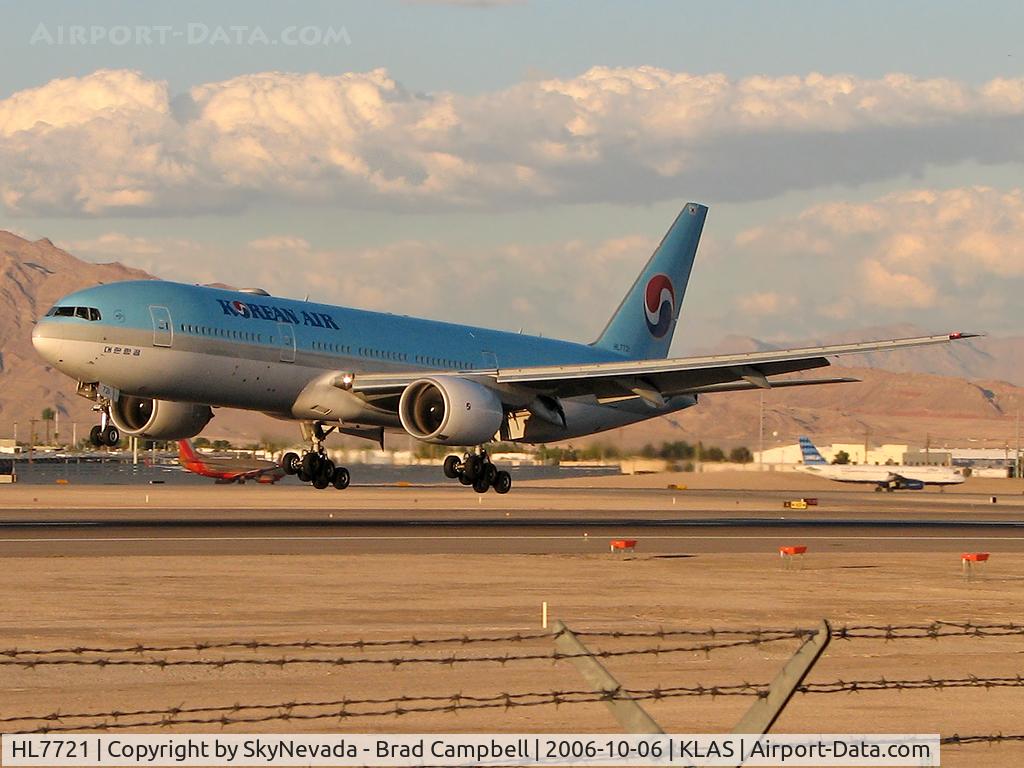 HL7721, Boeing 777-2B5/ER C/N 33727, Korean Air / Boeing 777-2B5 (ER)