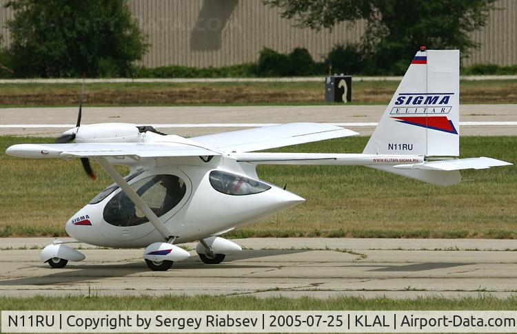 N11RU, 2003 Vv-avia Elitar-Sigma C/N 001, taken at EAA AirVenture 2005