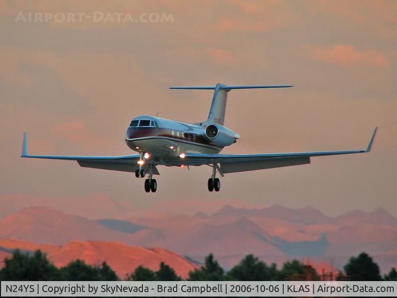 N24YS, 1968 Gulfstream Aerospace G-1159B Gulfstream II C/N 16, FRY WR Trustee - San Jose, California / 1994 Boeing 737-4Q8