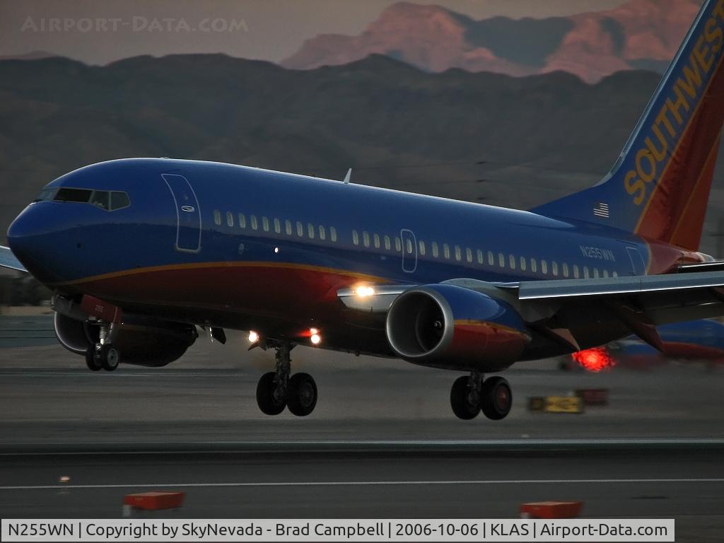 N255WN, 2006 Boeing 737-7H4 C/N 32513, Southwest Airlines / Boeing 737-7H4