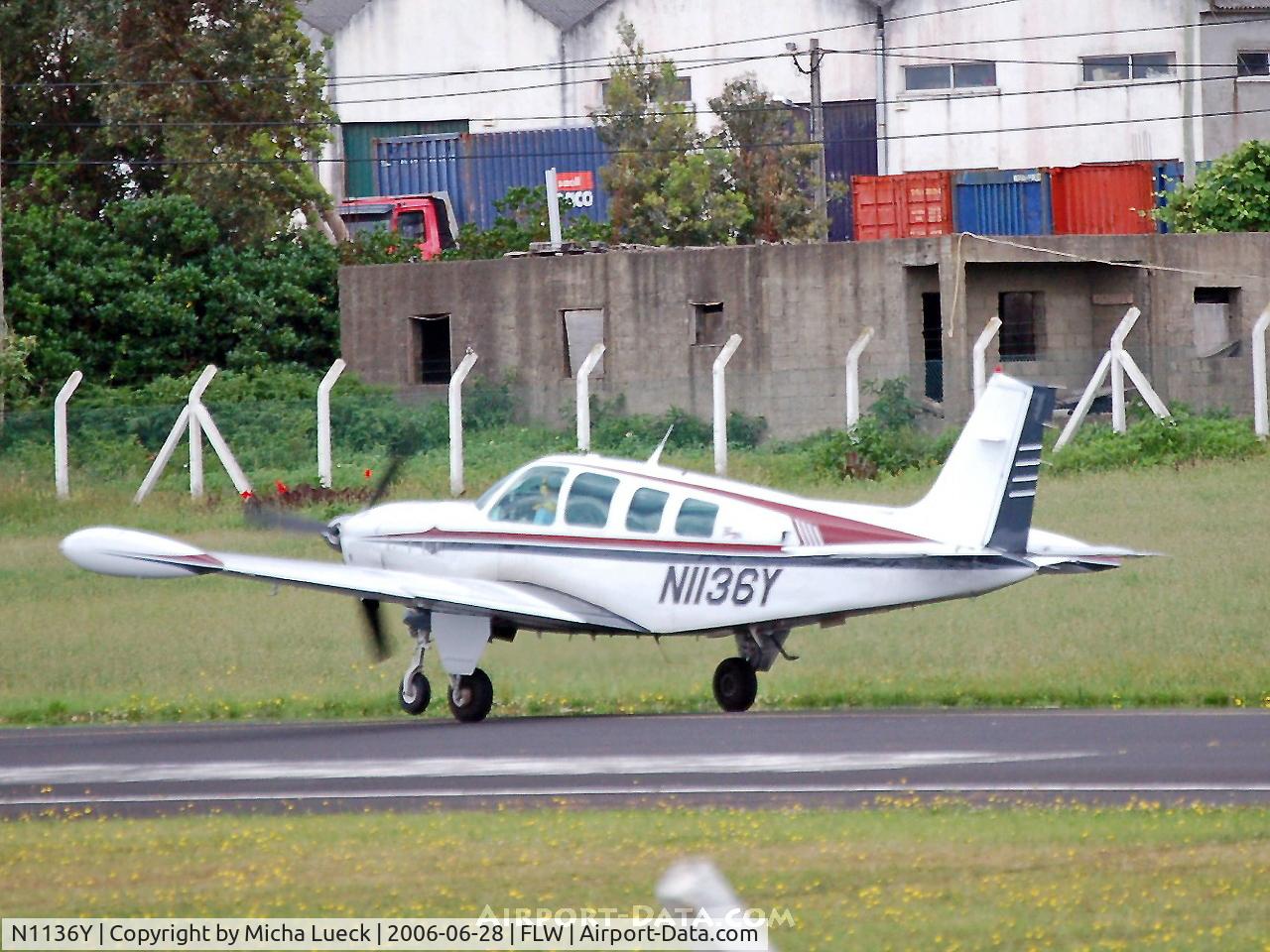 N1136Y, 1996 Raytheon Aircraft Company A36 Bonanza C/N E-3050, take-off in Flores/Acores