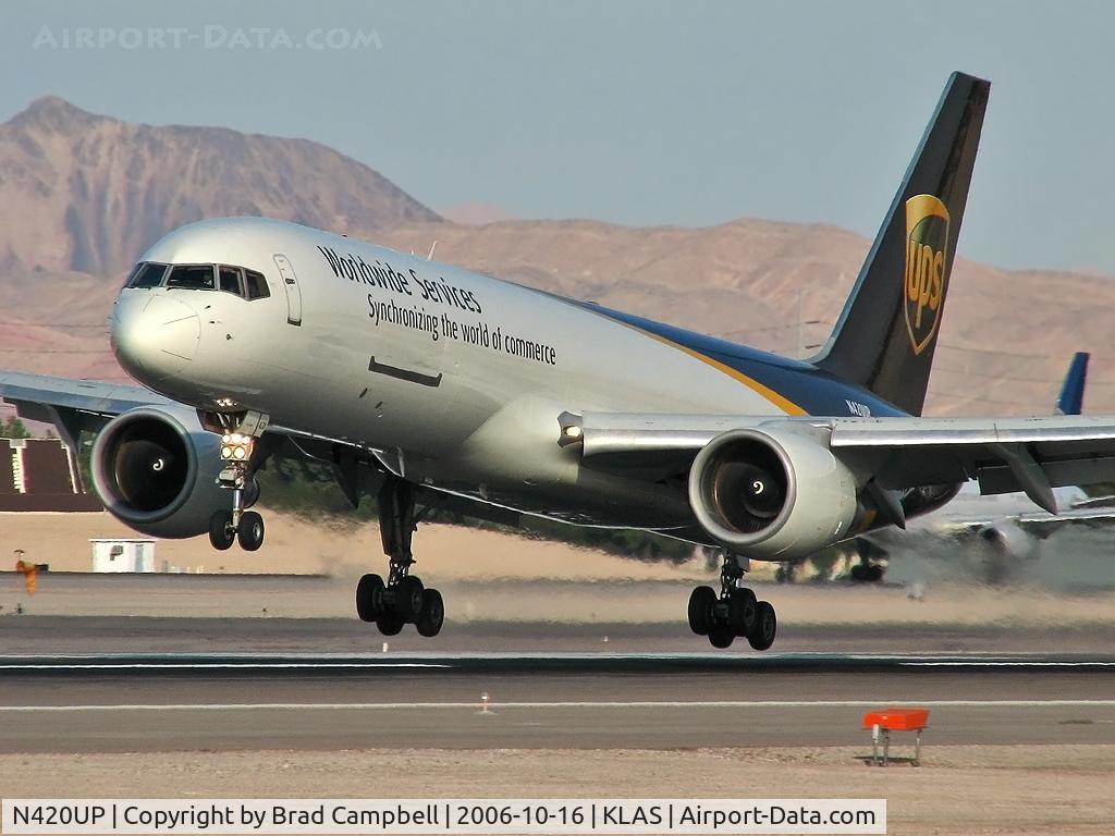 N420UP, 1990 Boeing 757-24APF C/N 23907, United Parcel Service - 'UPS' / 1990 Boeing 757-24APF