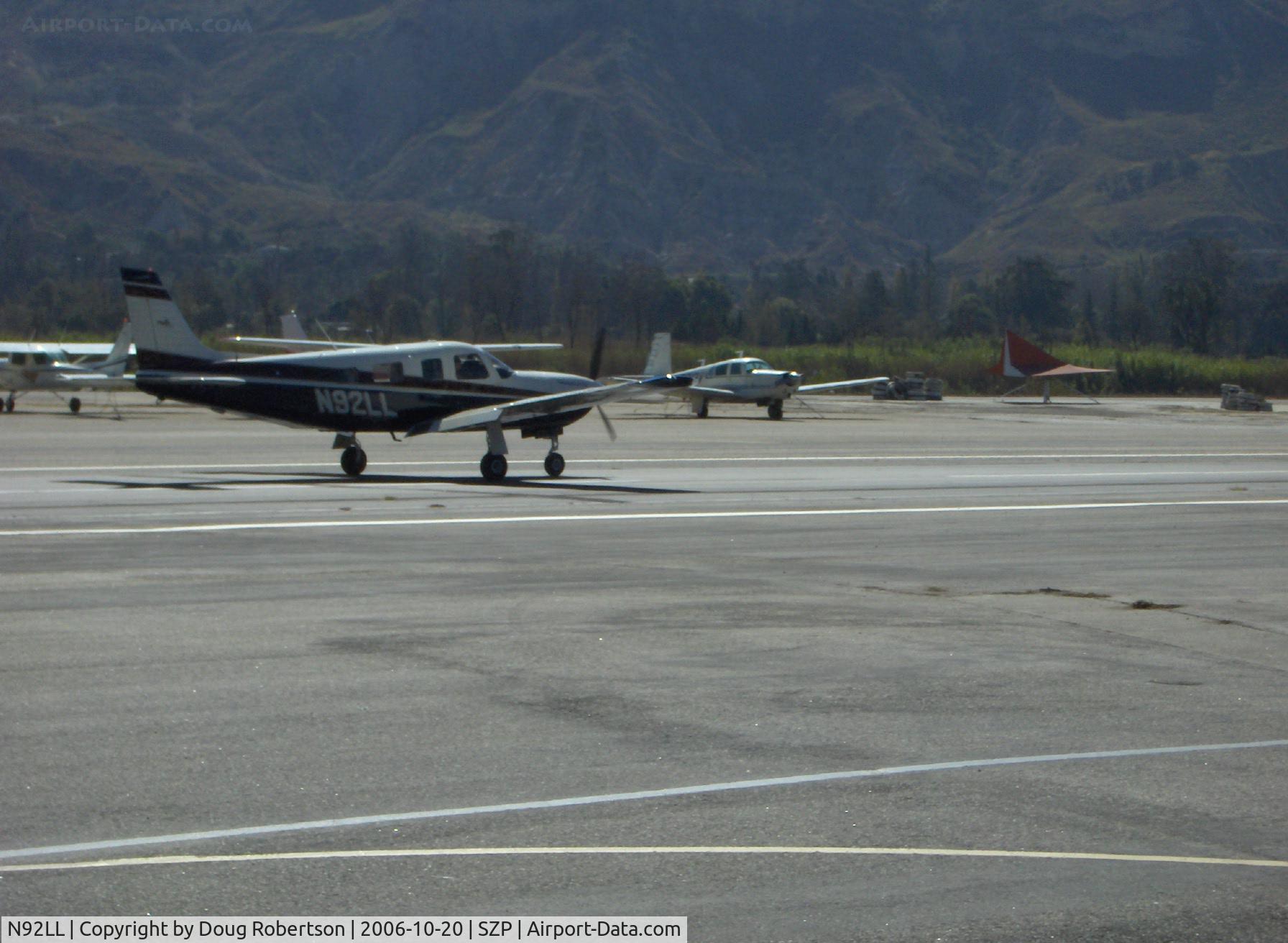 N92LL, 2000 Piper PA-32R-301T Turbo Saratoga C/N 3257191, 2000 Piper PA-32R-301T SARATOGA II TC, Lycoming TIO-540-AH1A 300 Hp, landing roll runway 22