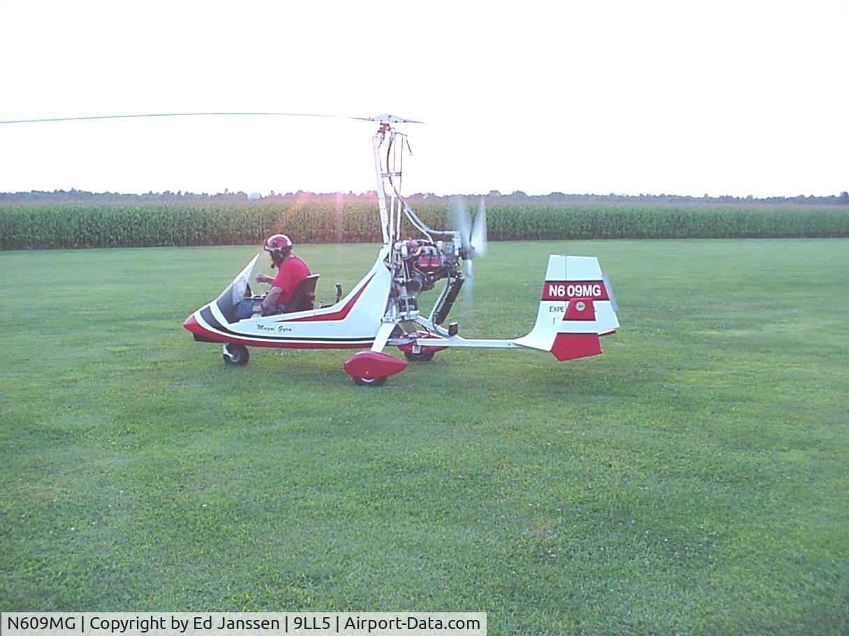 N609MG, 2000 Magni Gyro M-16 Tandem Trainer C/N 16-00-1124, 2 seat gyrocopter