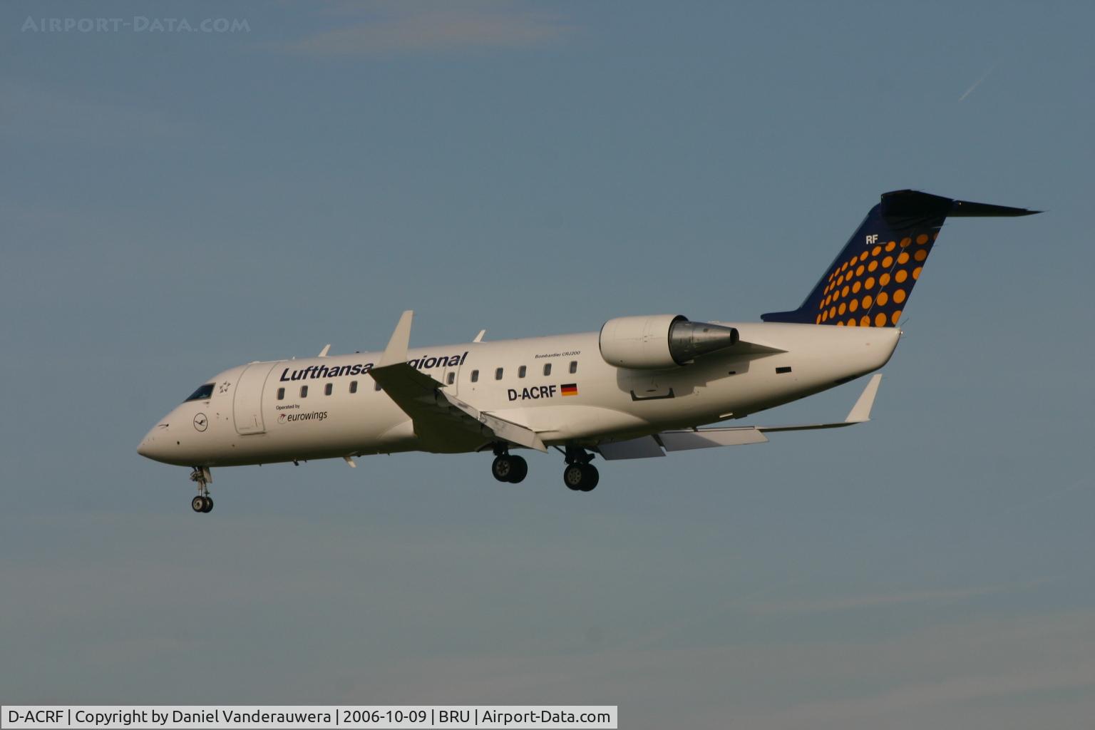 D-ACRF, 2002 Bombardier CRJ-200ER (CL-600-2B19) C/N 7619, descending to rwy 25L