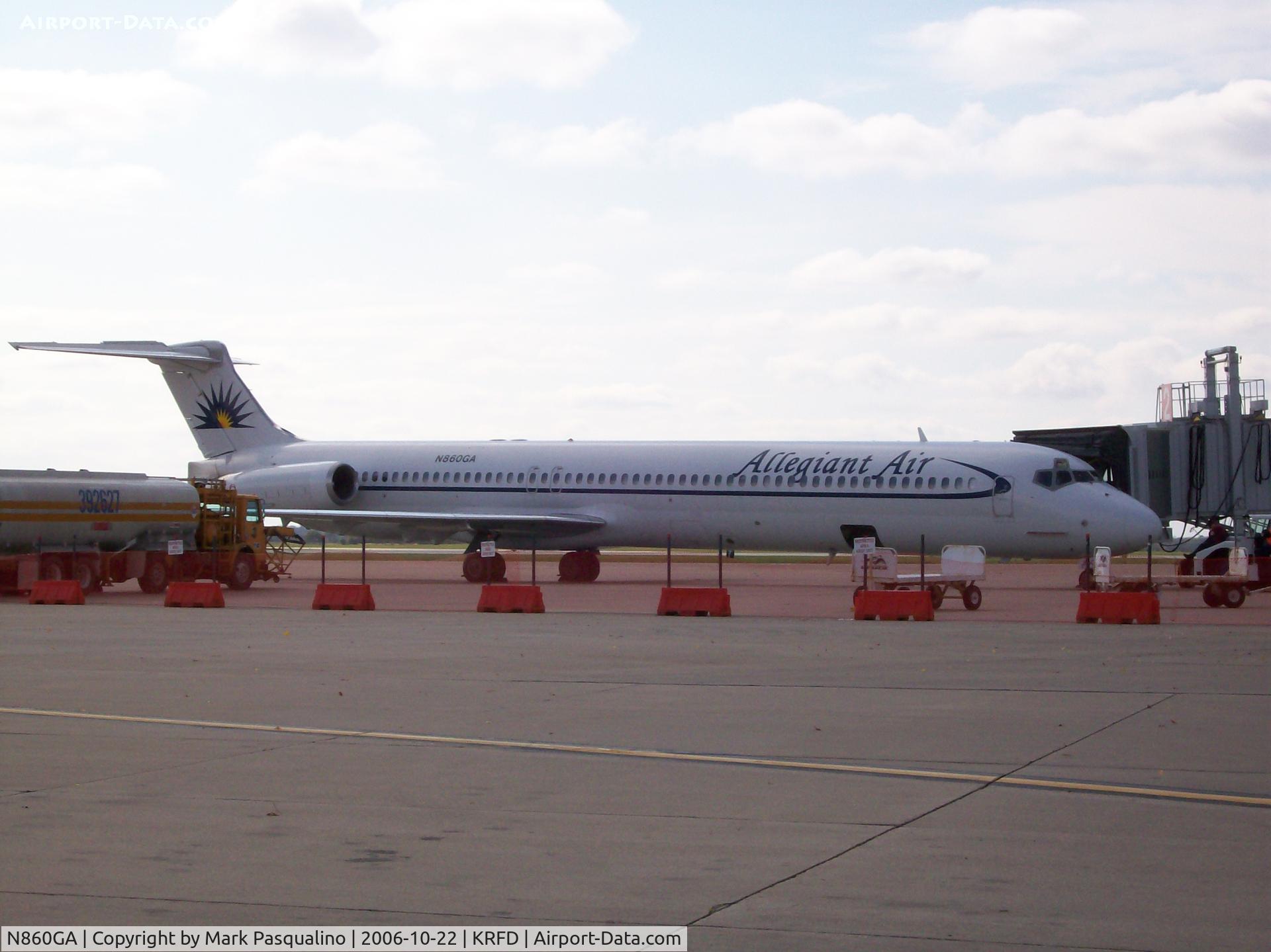 N860GA, 1989 McDonnell Douglas MD-83 (DC-9-83) C/N 49786, MD-83