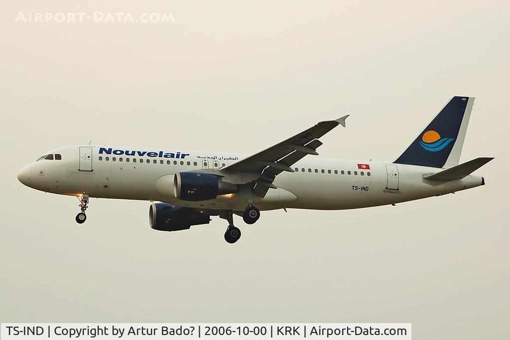 TS-IND, 1992 Airbus A320-212 C/N 348, Nouvelair