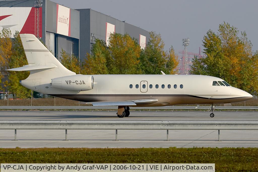 VP-CJA, 1995 Dassault Falcon 2000 C/N 18, Falcon 2000 Gerhard Berger, First picture of my son.