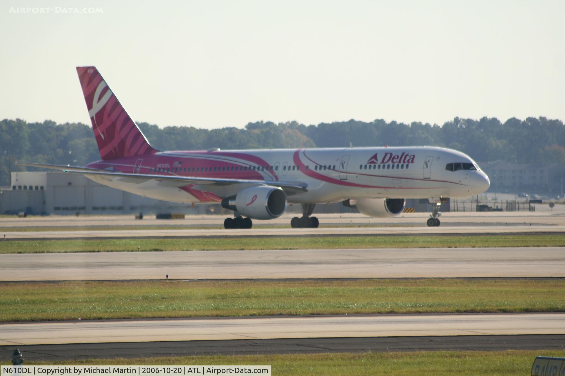 N610DL, 1985 Boeing 757-232 C/N 22817, Breast Cancer Awareness Paint