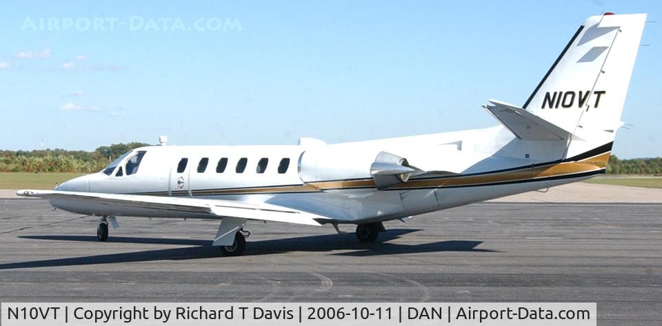 N10VT, 1982 Cessna 550 C/N 550-0364, 1982 Cessna 550 with Va. Governor Kaine aboard in Danville Va. A Virginia Tech jet.