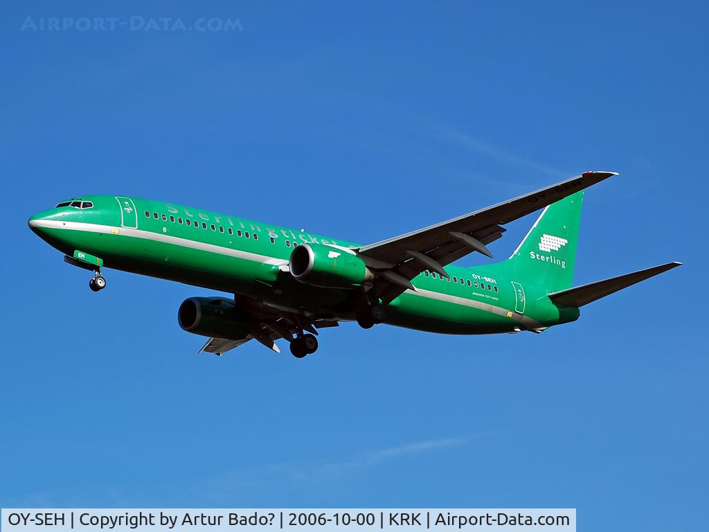 OY-SEH, 1999 Boeing 737-85H C/N 29444, Sterling