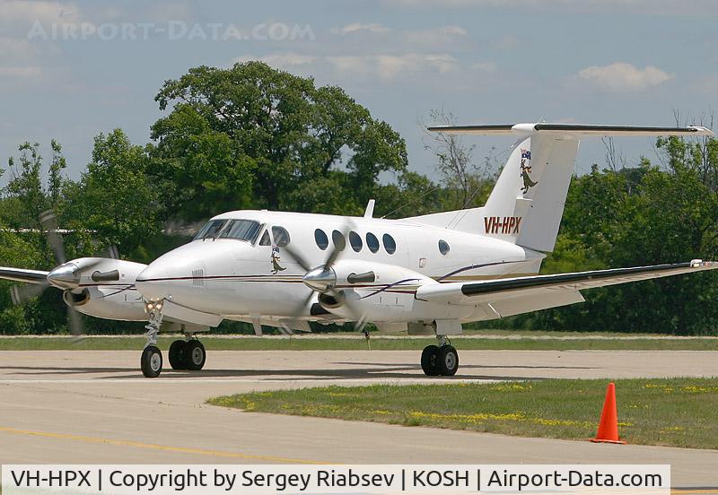 VH-HPX, 1995 Beech B200 King Air C/N BB-1505, EAA AirVenture 2005