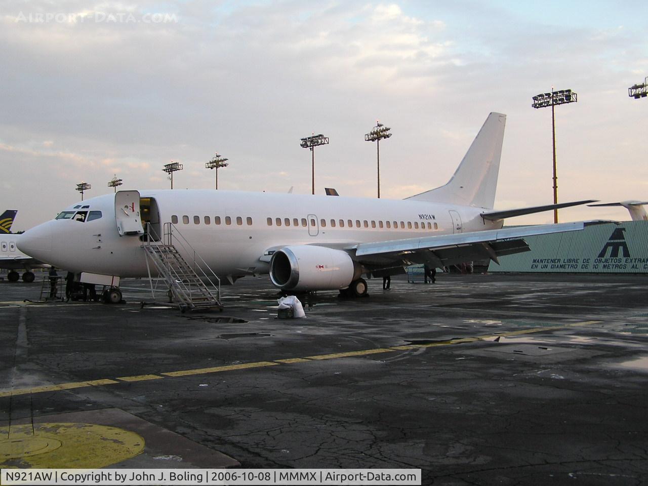 N921AW, 1990 Boeing 737-53A C/N 24921, Boeing 737-53A MSN 24921. On Mexicana maintance ramp prior to ferry by J. Boling