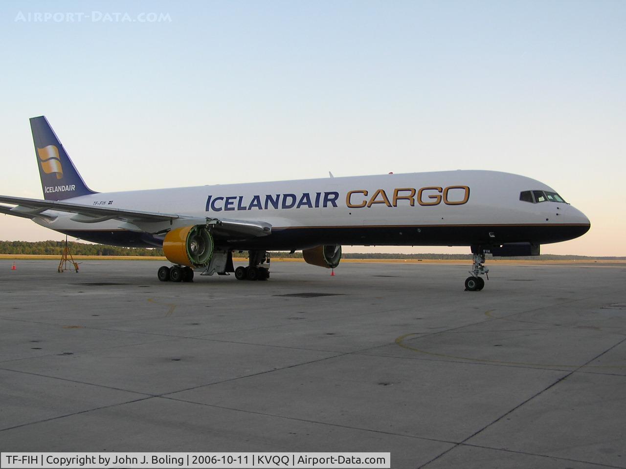 TF-FIH, 1990 Boeing 757-208/PCF C/N 24739, Boeing 757 converted to cargo
