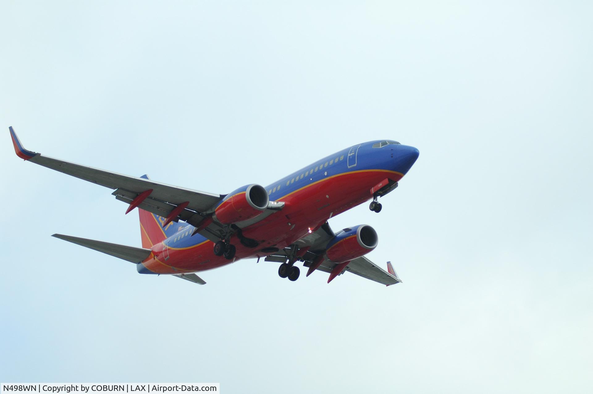 N498WN, 2005 Boeing 737-7H4 C/N 32480, lax