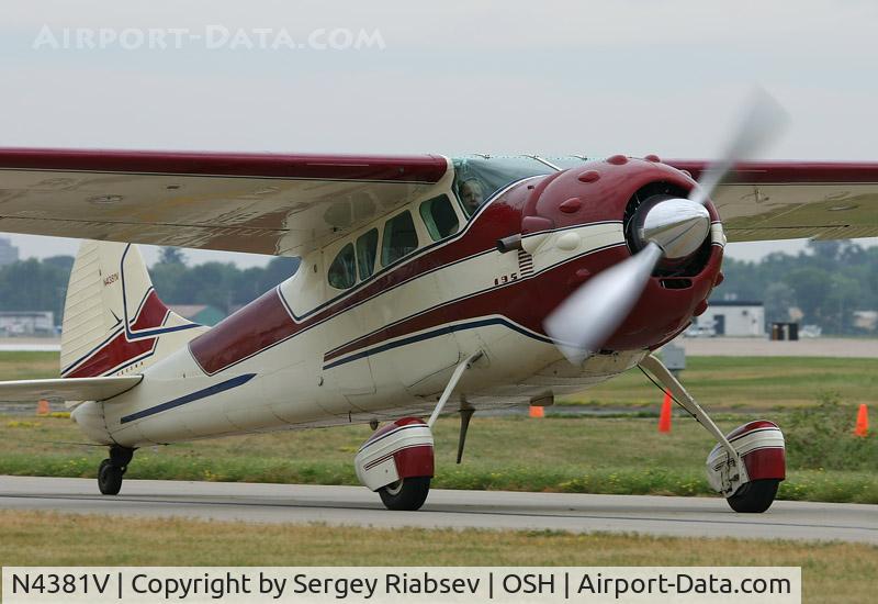 N4381V, 1949 Cessna 195 C/N 7303, EAA AirVenture 2005