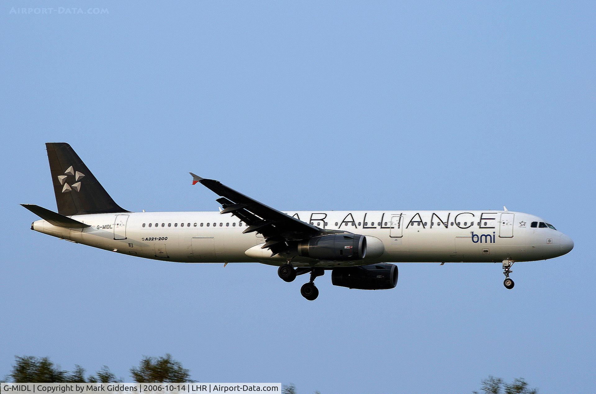 G-MIDL, 2000 Airbus A321-231 C/N 1174, G-MIDL  Airbus A321-231  BMI about to land on runway 09L