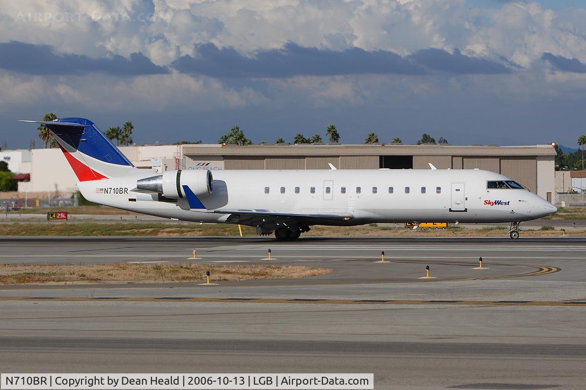 N710BR, 2003 Bombardier CRJ-200ER (CL-600-2B19) C/N 7852, SkyWest Airlines N710BR (FLT SKW03E) on RWY 12 after arrival from Salt Lake City Int'l (KSLC).