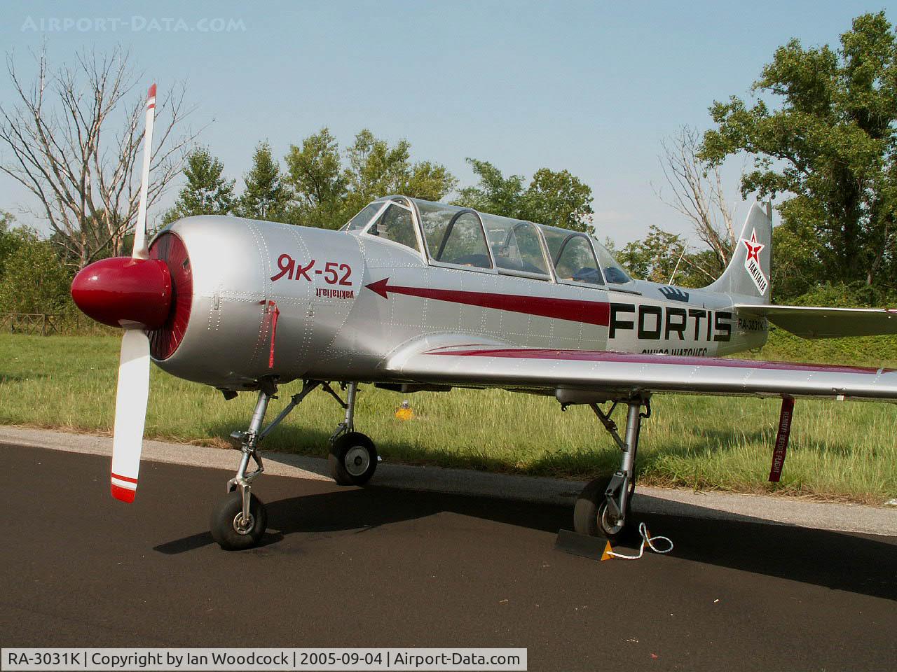 RA-3031K, Bacau Yak-52 C/N 811704, Yak-52/Rivolto-Udine,Italy