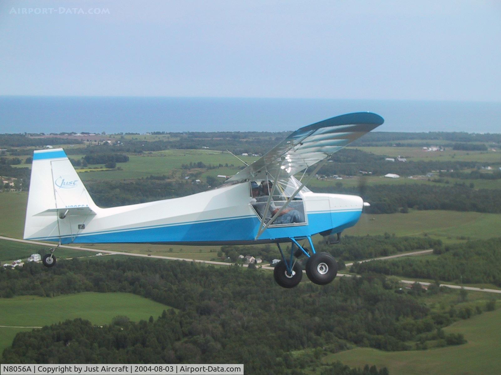 N8056A, 2004 Just Aircraft Escapade C/N JAESC0013, Just Aircraft Highlander over Door County, WI