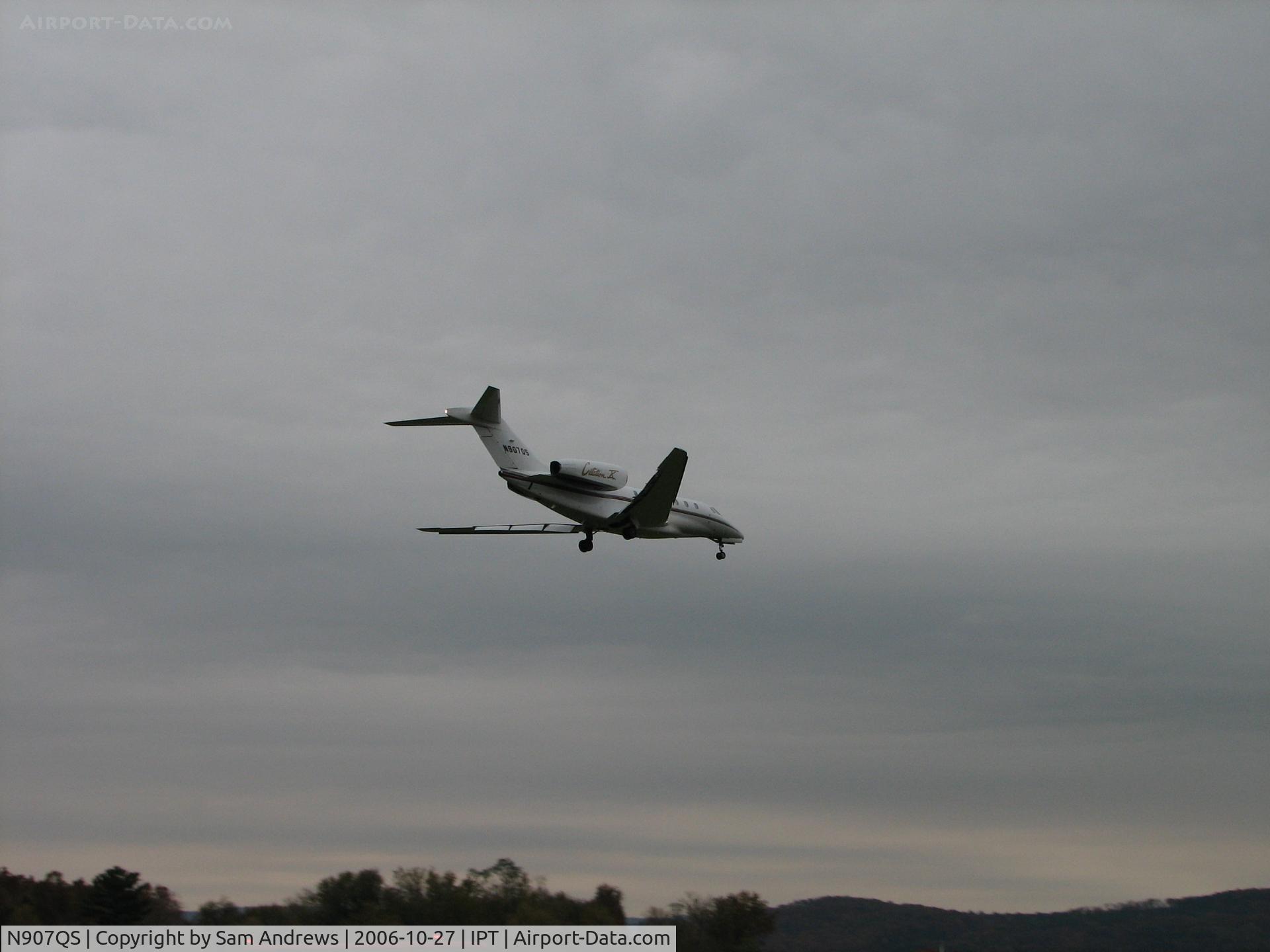 N907QS, 2002 Cessna 750 Citation X C/N 750-0201, Arriving from Scottsdale, AZ.  Landing assured.