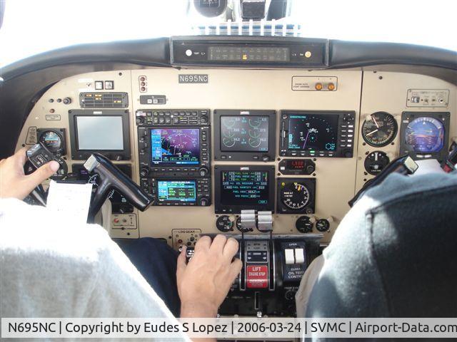 N695NC, 1982 Gulfstream American 695A Jetprop 1000 C/N 96032, Nice Cockpit