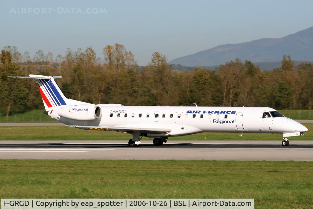 F-GRGD, 1998 Embraer EMB-145EU (ERJ-145EU) C/N 145043, departing runway 16