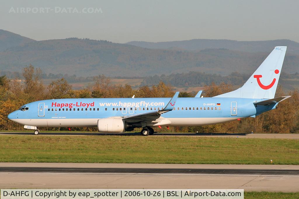 D-AHFG, 1998 Boeing 737-8K5 C/N 27989, taxi to holdingpoint 16 on bravo