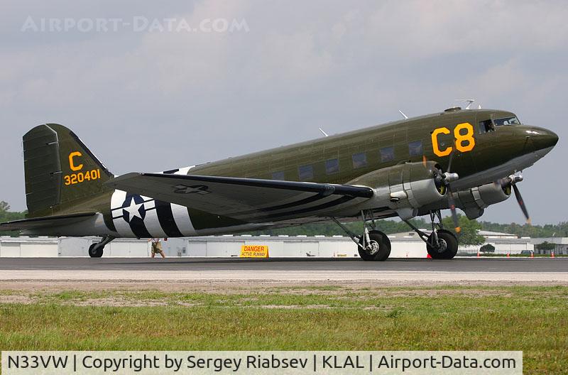N33VW, 1943 Douglas DC3C-S1C3G (C-47A) C/N 20401, Sun-n-fun 2006