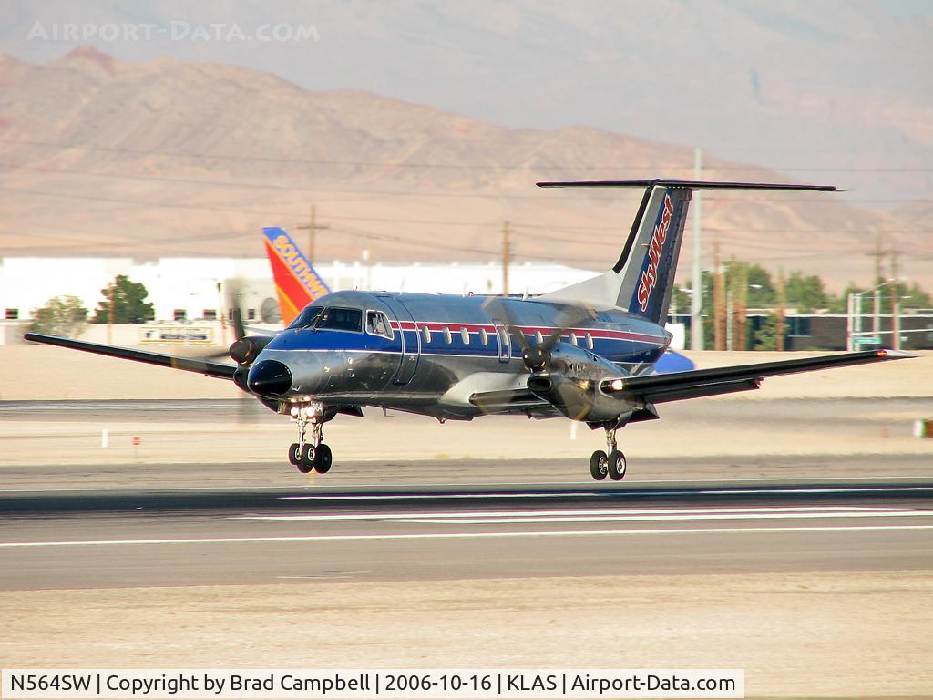 N564SW, 1998 Embraer EMB-120 Brasilia C/N 120339, SkyWest Airlines / 1998 Embraer EMB-120