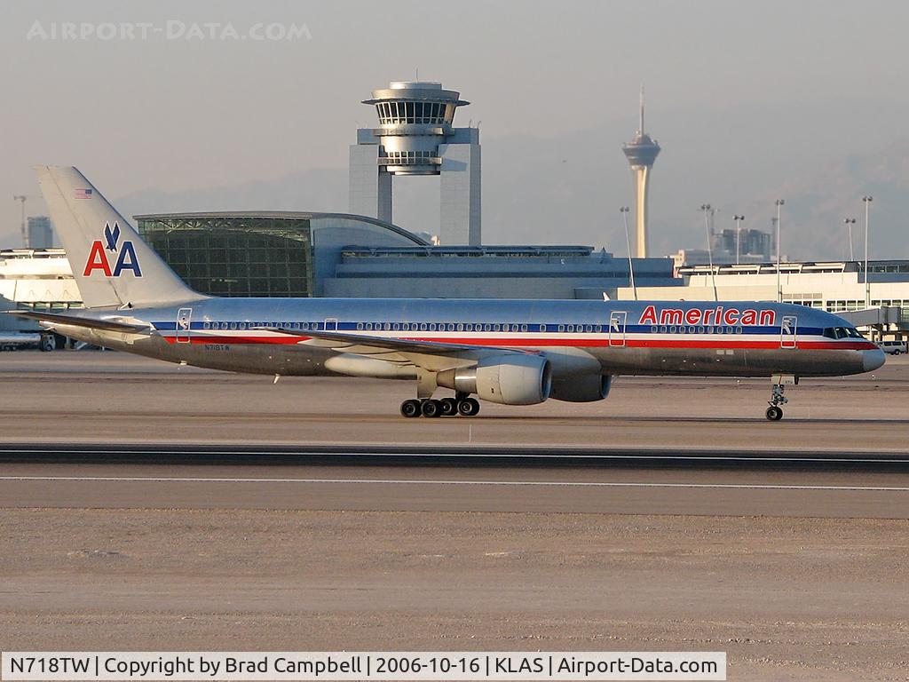 N718TW, 1999 Boeing 757-231 C/N 28486, American Airlines / 1999 Boeing 757-231