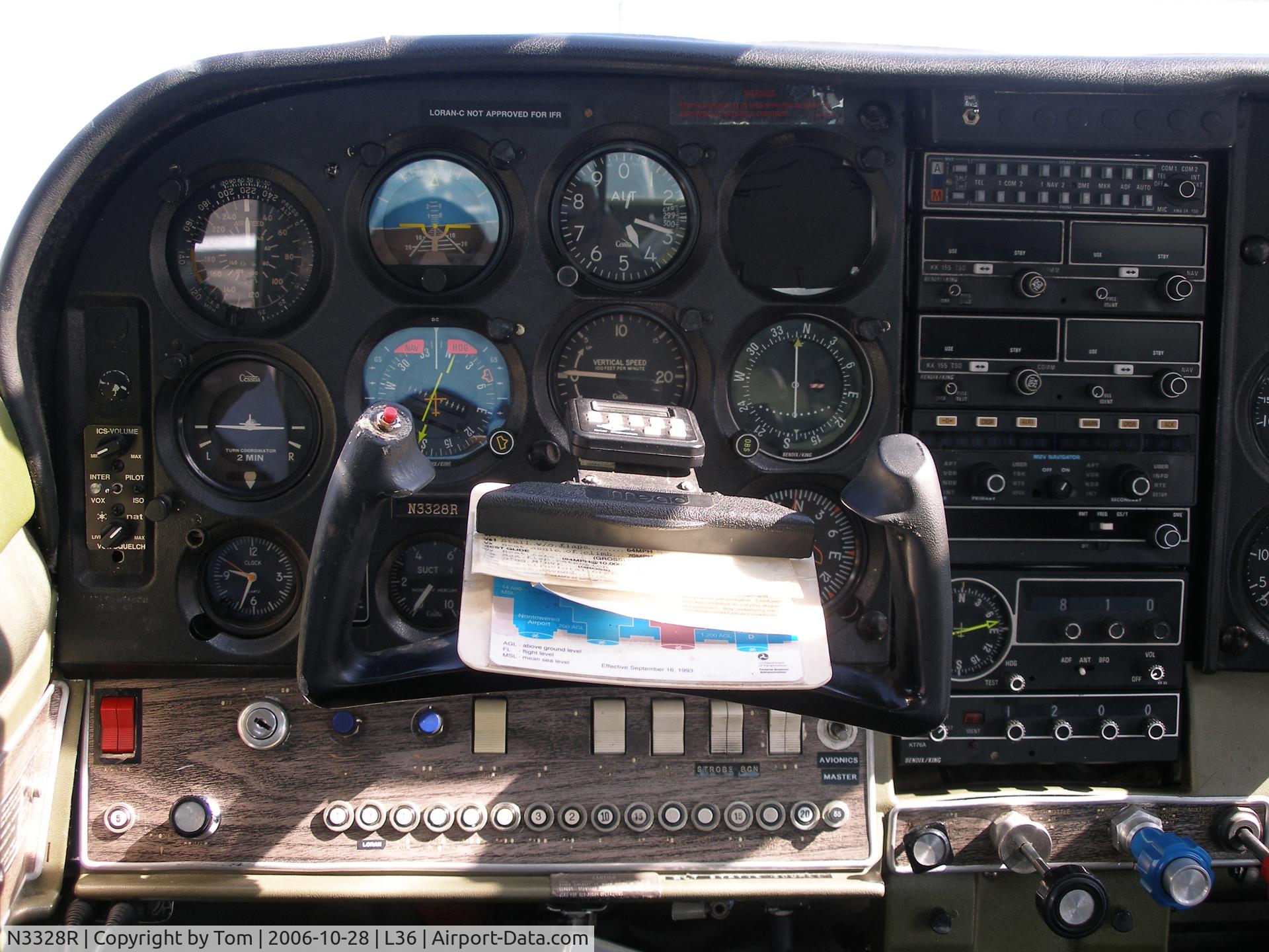 N3328R, 1967 Cessna 182L Skylane C/N 18258628, Panel of N3328R