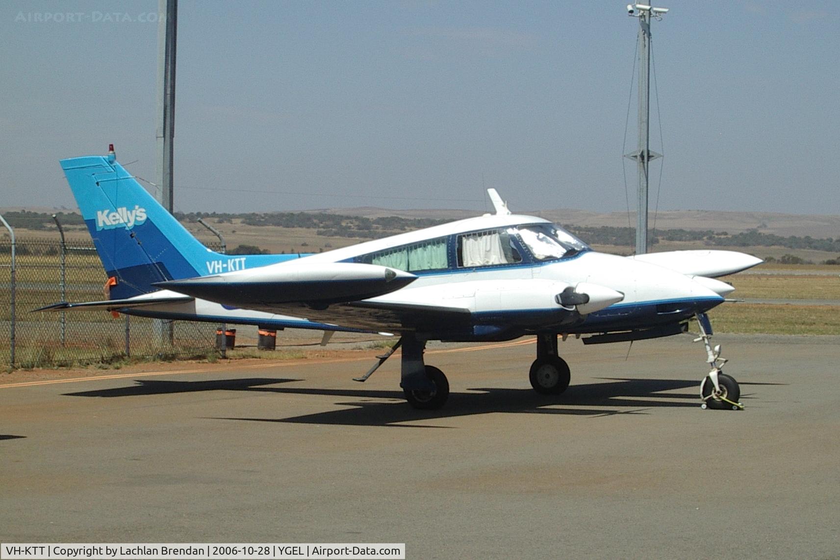 VH-KTT, 1966 Cessna 310L C/N 310L0003, Cessna 310L