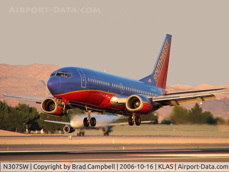 N307SW, 1985 Boeing 737-3H4 C/N 22947, Southwest Airlines / 1985 Boeing 737-3H4