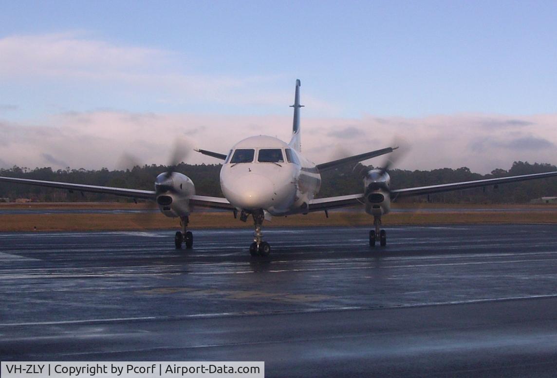 VH-ZLY, 1985 Saab-Fairchild SF340 C/N 340A-026, REX Saab 340A VH-ZLY