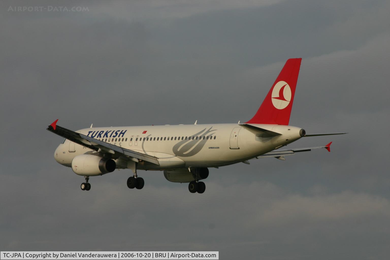 TC-JPA, 2005 Airbus A320-232 C/N 2609, arrival of flight TK1937 under clouds