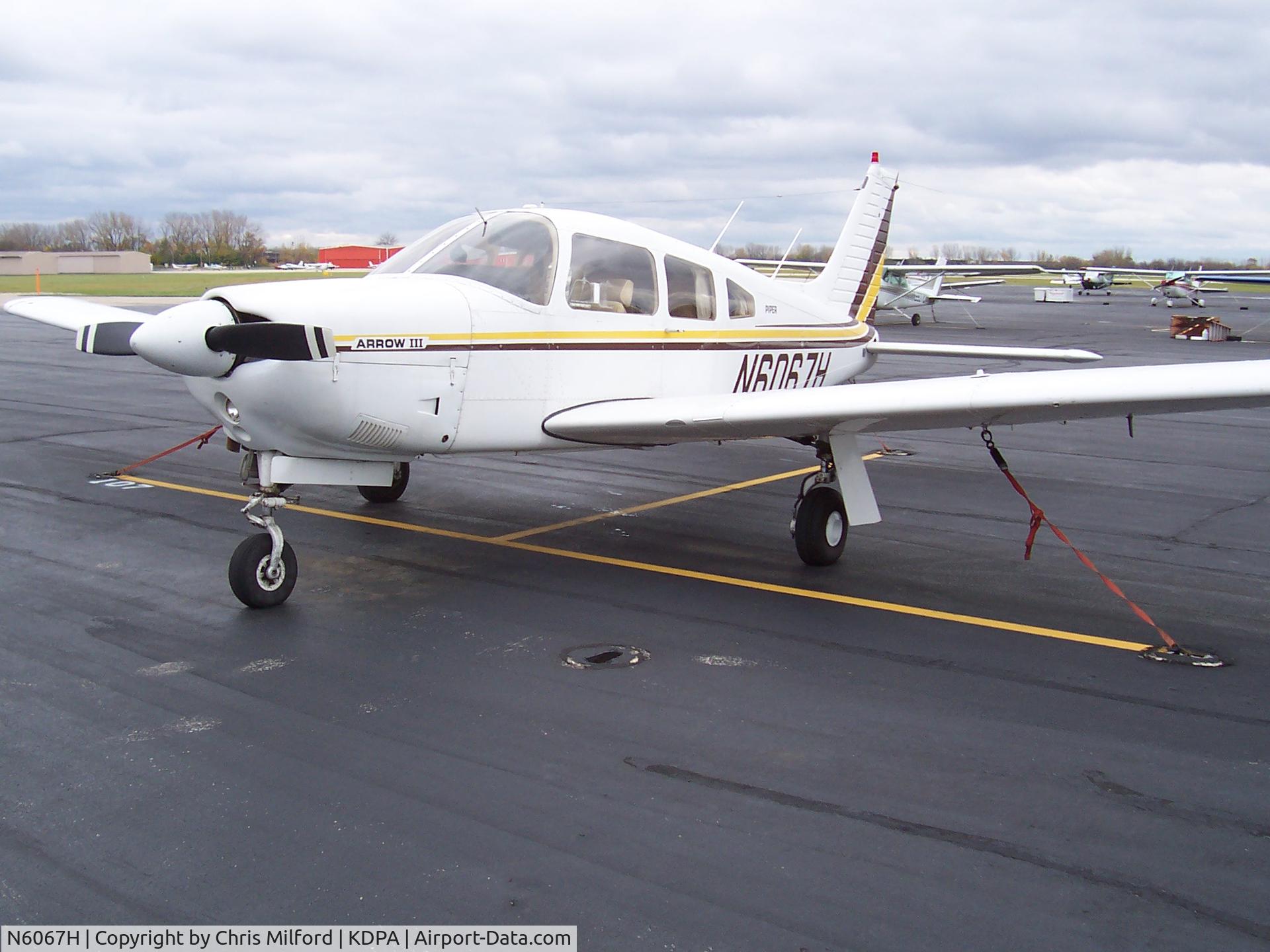 N6067H, 1977 Piper PA-28R-201 Cherokee Arrow III C/N 28R-7837050, At KDPA