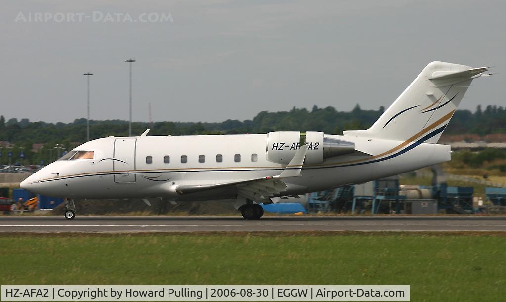 HZ-AFA2, Canadair Challenger 604 (CL-600-2B16) C/N 5320, Luton