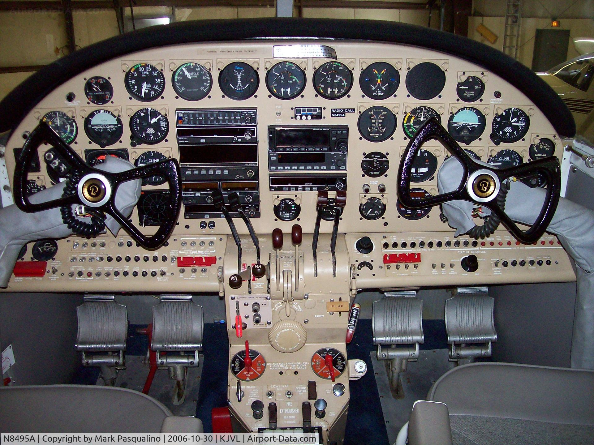 N8495A, 1964 Beech H-18 Tri-Gear C/N BA-668, Beech H18