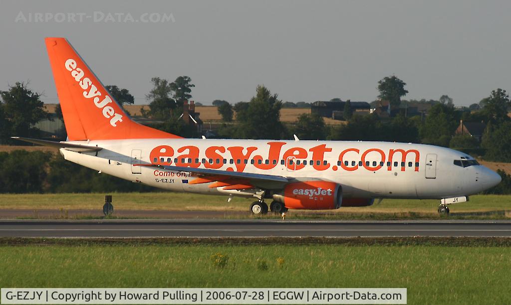 G-EZJY, 2003 Boeing 737-73V C/N 32420, Luton