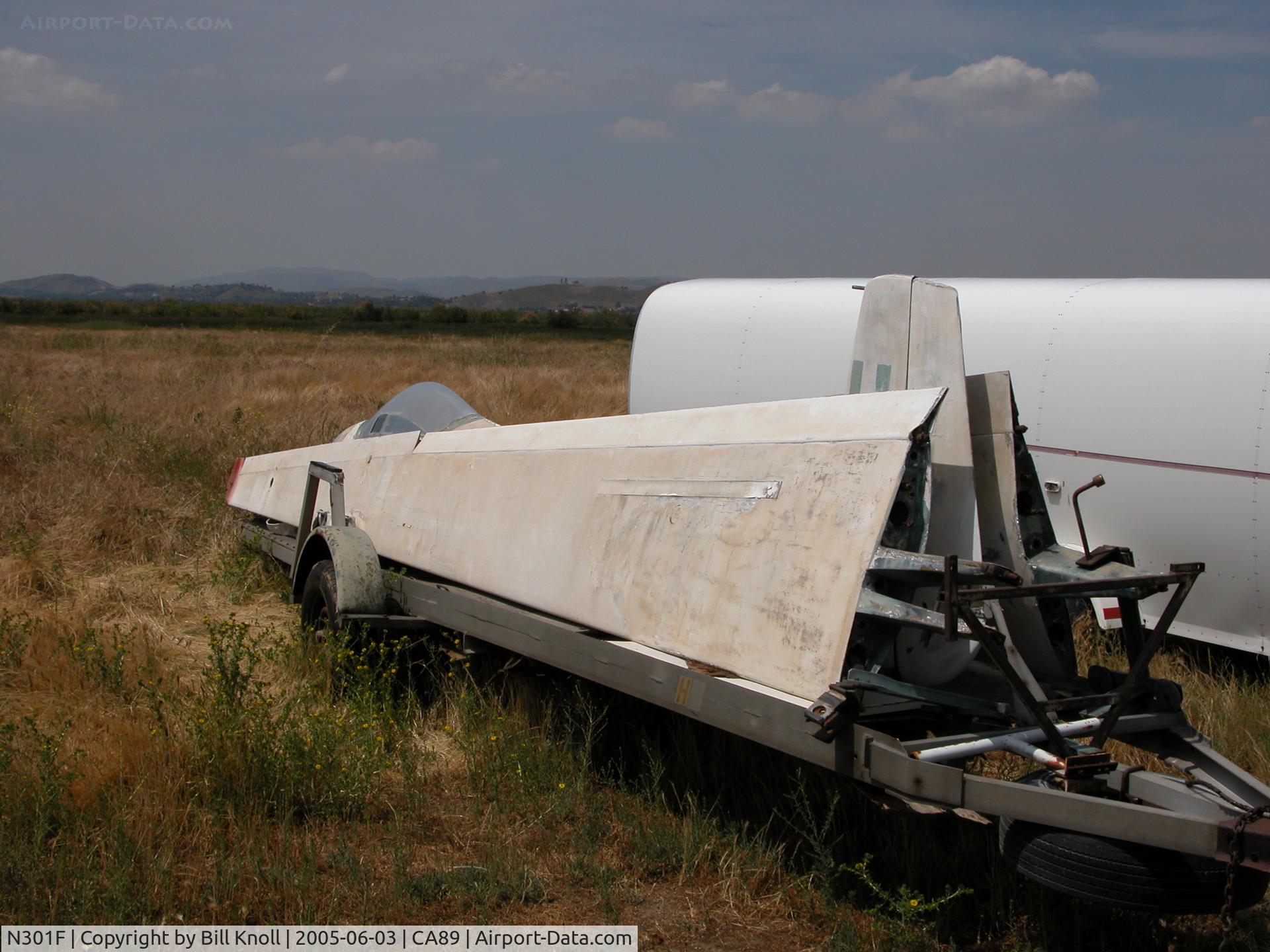 N301F, 1965 Glasflugel H 301 LIBELLE C/N 22, Rotting in the desert
