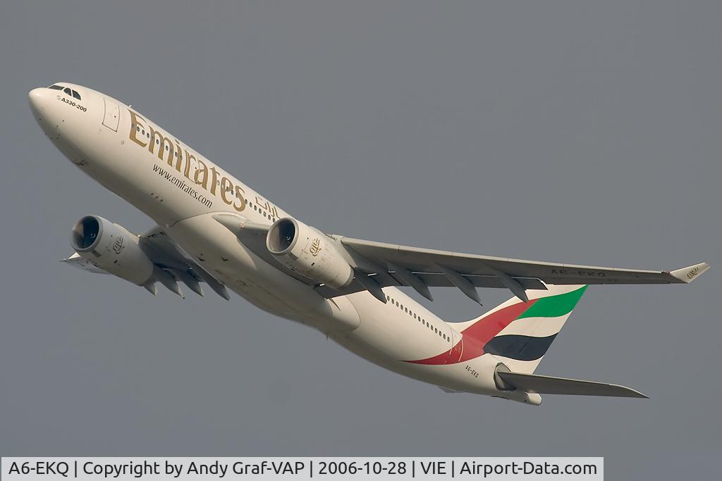 A6-EKQ, 1998 Airbus A330-243 C/N 248, Emirates A330-200