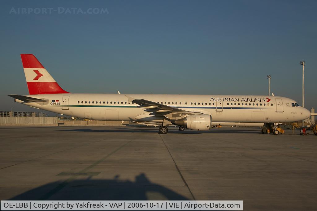 OE-LBB, 1995 Airbus A321-111 C/N 570, Austrian Airlines Airbus 321