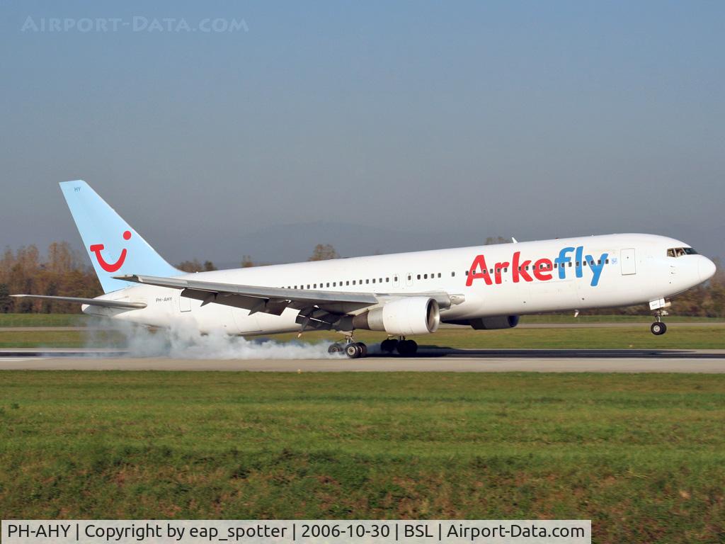 PH-AHY, 1990 Boeing 767-383/ER C/N 24848, arriving from Puertoplata via AMS