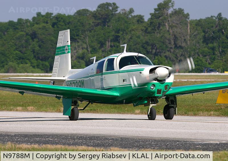N9788M, 1968 Mooney M20C Ranger C/N 680196, Sun-n-fun 2006