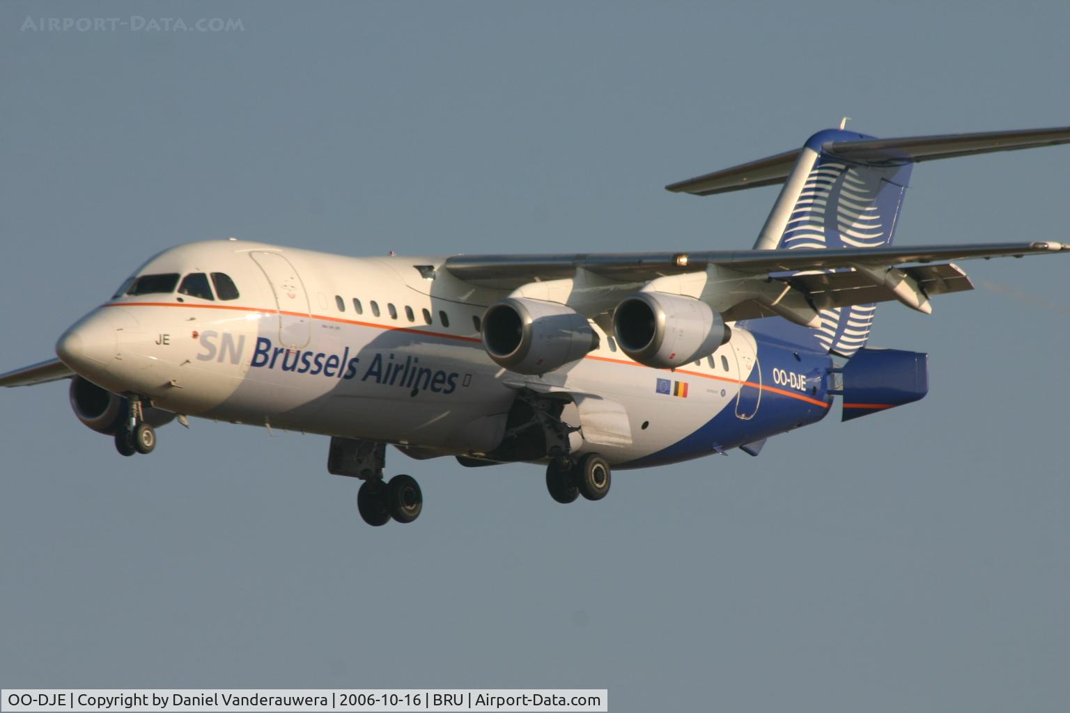 OO-DJE, 1990 British Aerospace BAe.146-200 C/N E2164, close-up