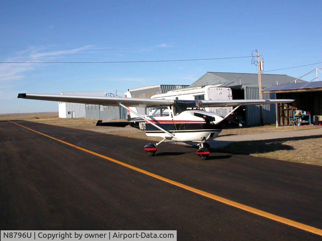 N8796U, 1965 Cessna 172F C/N 17252702, fall 2004
